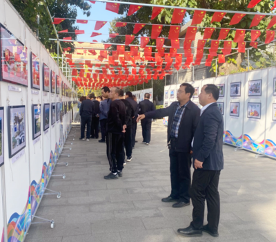 汾西縣自然資源局組織干部職工參觀攝影展